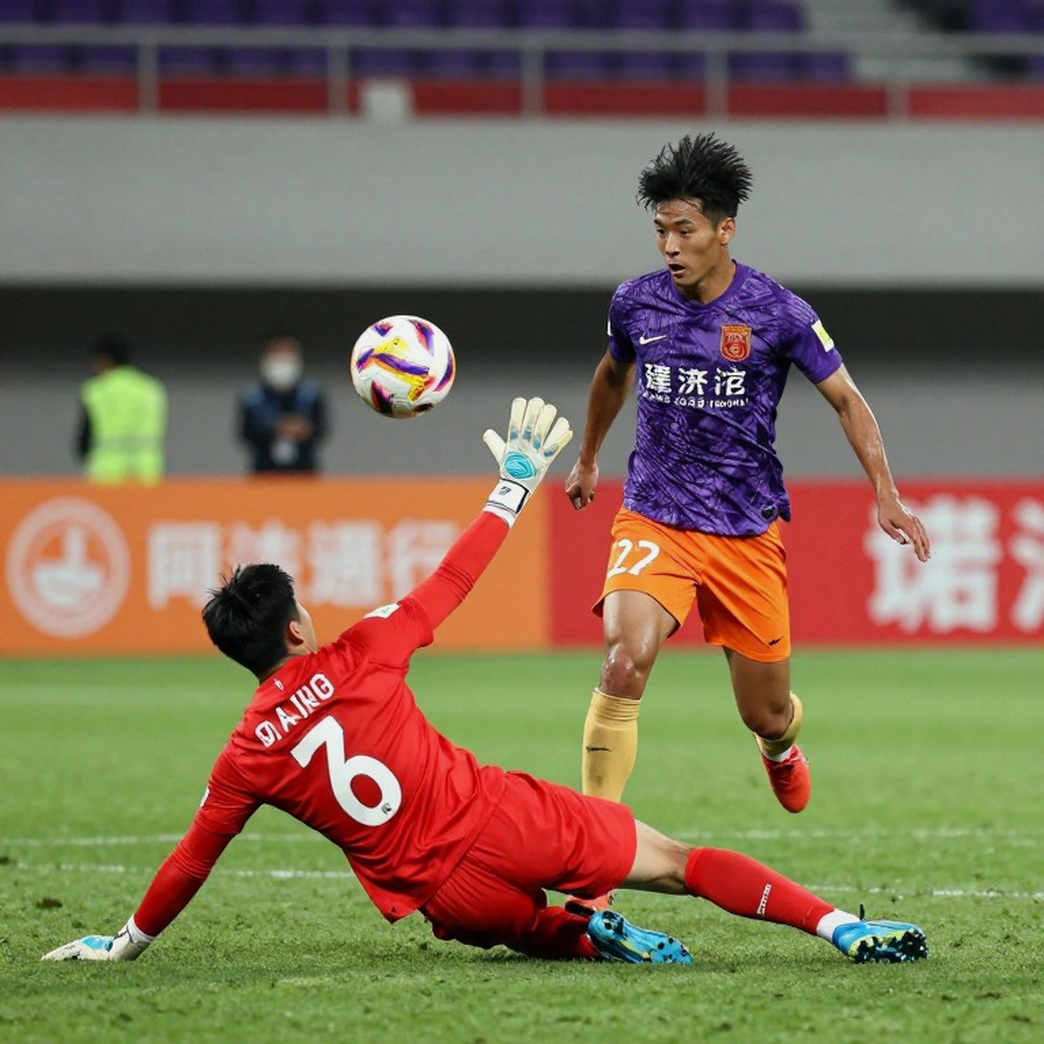 Tiền đạo ngoại ở V.League: Bản hợp đồng đắt tiền nhất không tạo ra bàn thắng