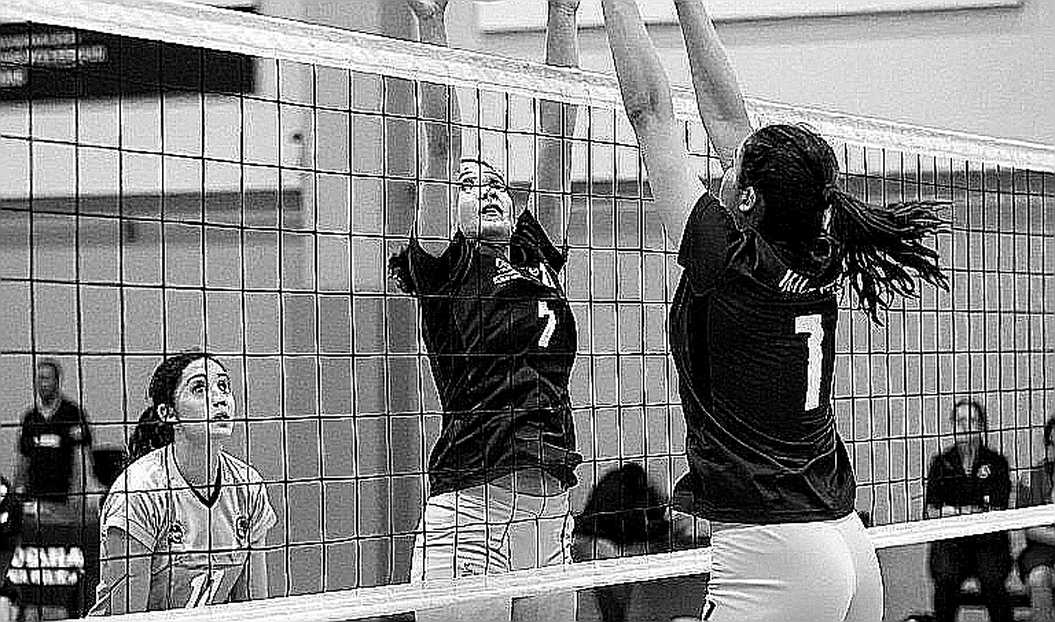 Ba mươi năm MOP của bóng chuyền nữ NCAA: Vương miện không thuộc về một vị trí