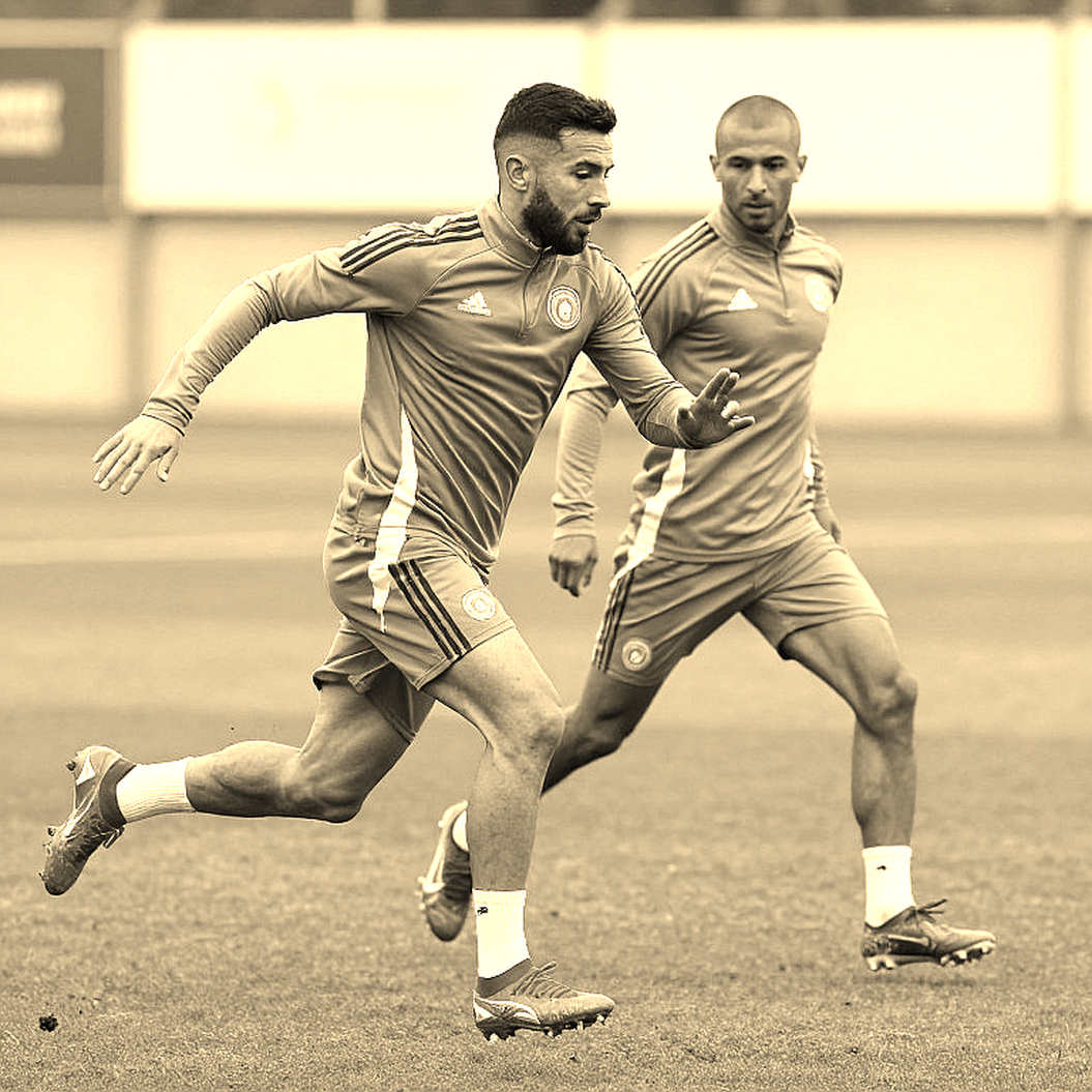 Đêm mà Al-Ahli tự đánh rơi chính mình: Sundowns và những khoảng trống bị bỏ quên Đêm mà Al-Ahli tự đánh rơi chính mình: Sundowns và những khoảng trống bị bỏ quên
