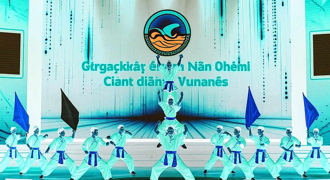 Barcelos xuất viện sau cú knock-out hiệp 5: bài kiểm tra tuổi 39 ở hạng gà UFC