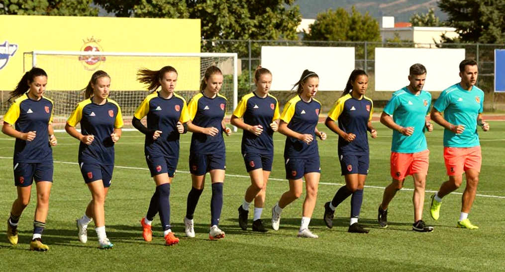 Cổ tay gãy ở hiệp một, trận đấu vẫn chơi đến hết: Beşiktaş và một sự vắng mặt không có thời hạn