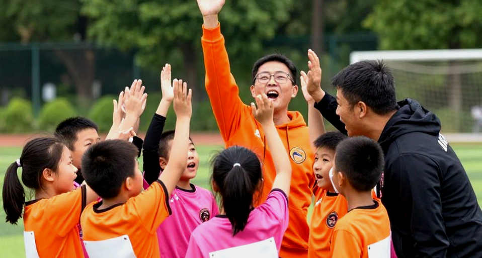 Thẻ đỏ phút 23 của Phil Foden và lỗ hổng nguồn tin ở derby Manchester Thẻ đỏ phút 23 của Phil Foden và lỗ hổng nguồn tin ở derby Manchester