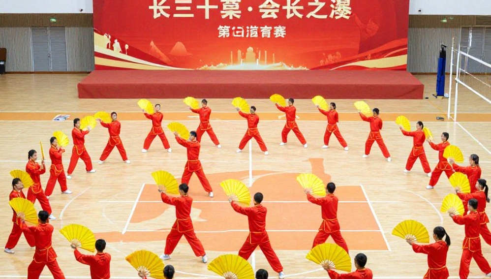 Phạm Quỳnh Hương, 46 điểm và mẫu số bị thiếu trước Trung Quốc