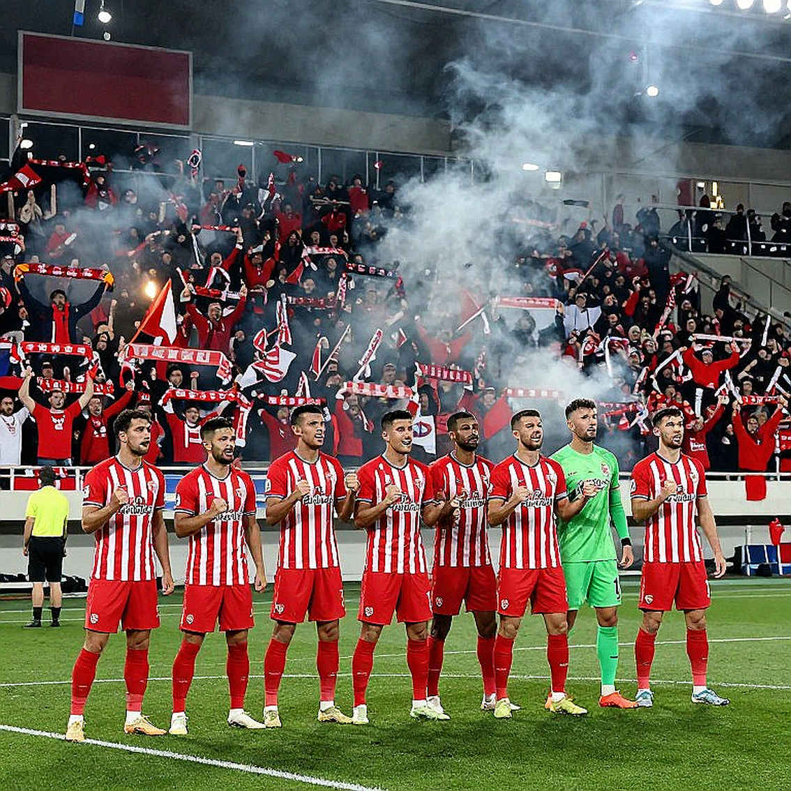 V-League 2026: Khi 3 hậu vệ không còn là lá chắn, Than Quảng Ninh và bài học 12 tỷ