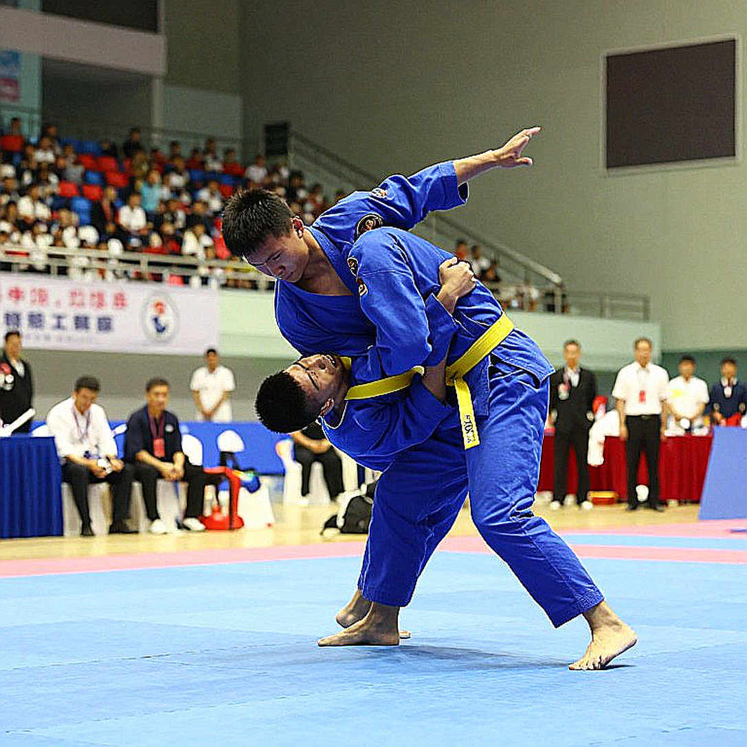 Hiệp phụ Asiad của Lò Thị Phung: cô giáo mầm non, hạng 54 kg và khoảng tối của những con số Hiệp phụ Asiad của Lò Thị Phung: cô giáo mầm non, hạng 54 kg và khoảng tối của những con số